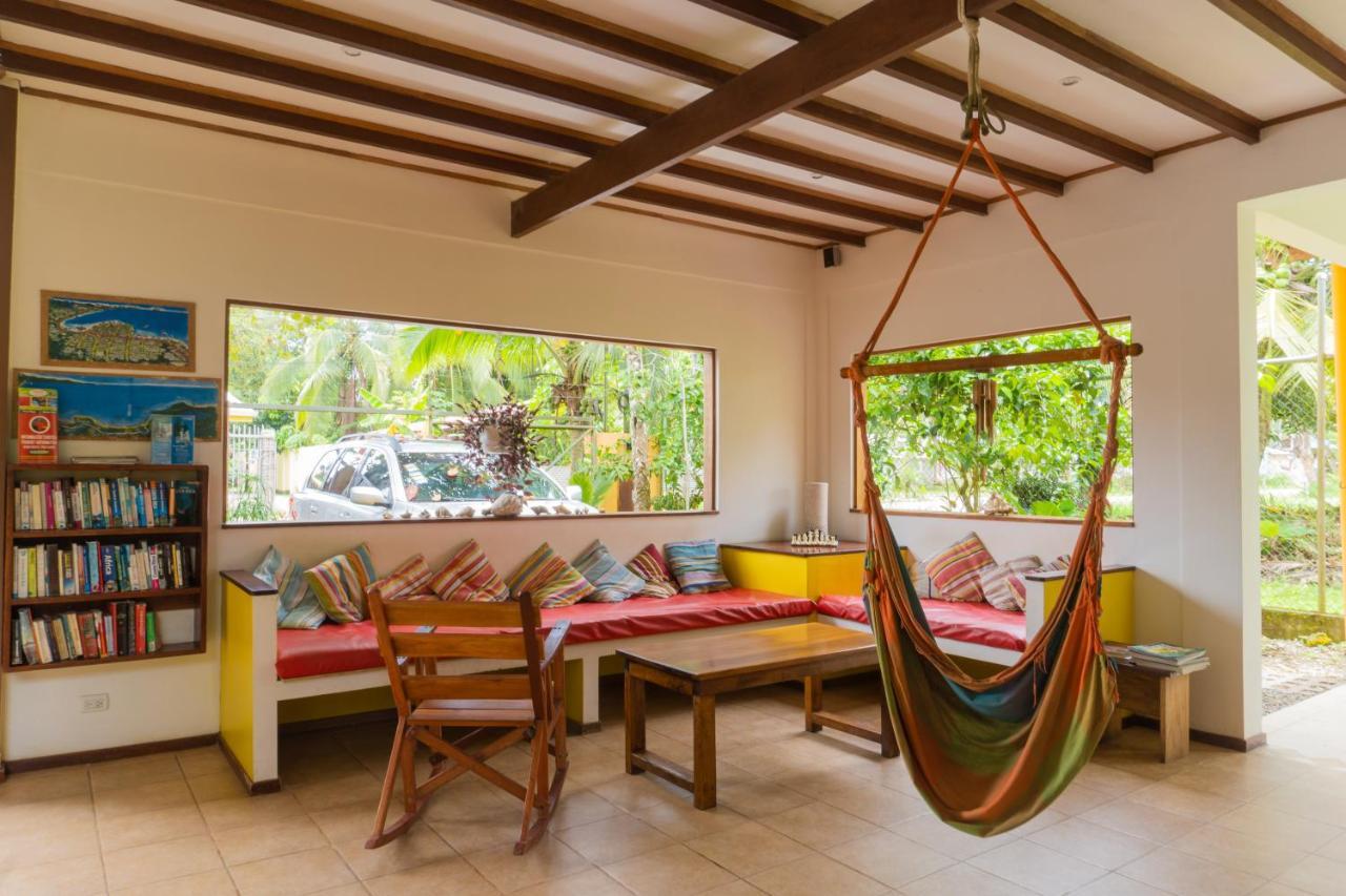 Pagalu Hostel Puerto Viejo de Talamanca Экстерьер фото